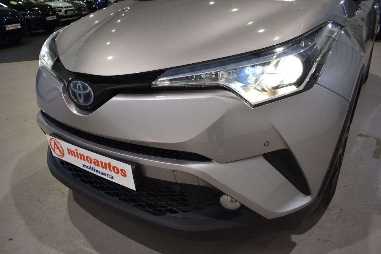 TOYOTA C-HR 1.8 HYBRID 122 CV GRAPHIC - foto 52