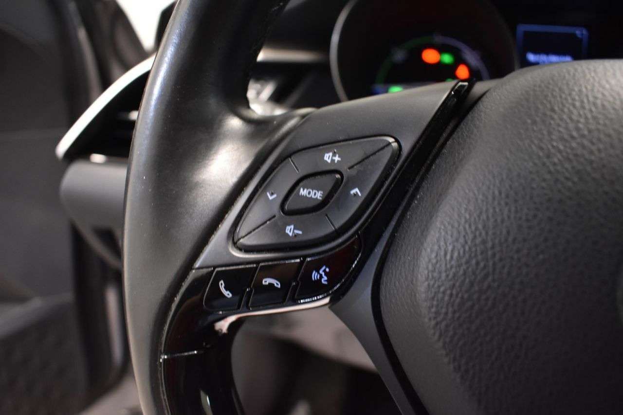 TOYOTA C-HR 1.8 HYBRID 122 CV GRAPHIC - foto 29
