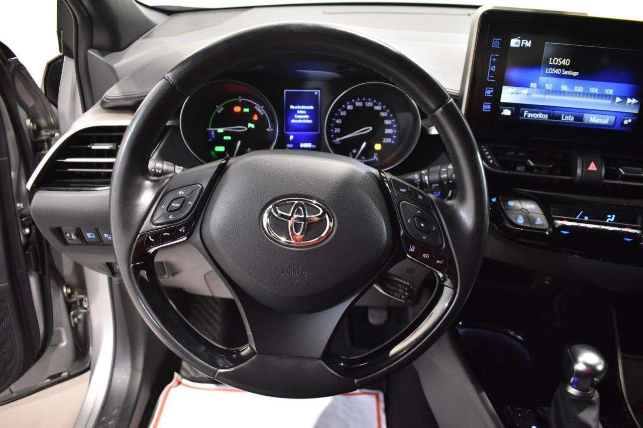 TOYOTA C-HR 1.8 HYBRID 122 CV GRAPHIC - foto 28