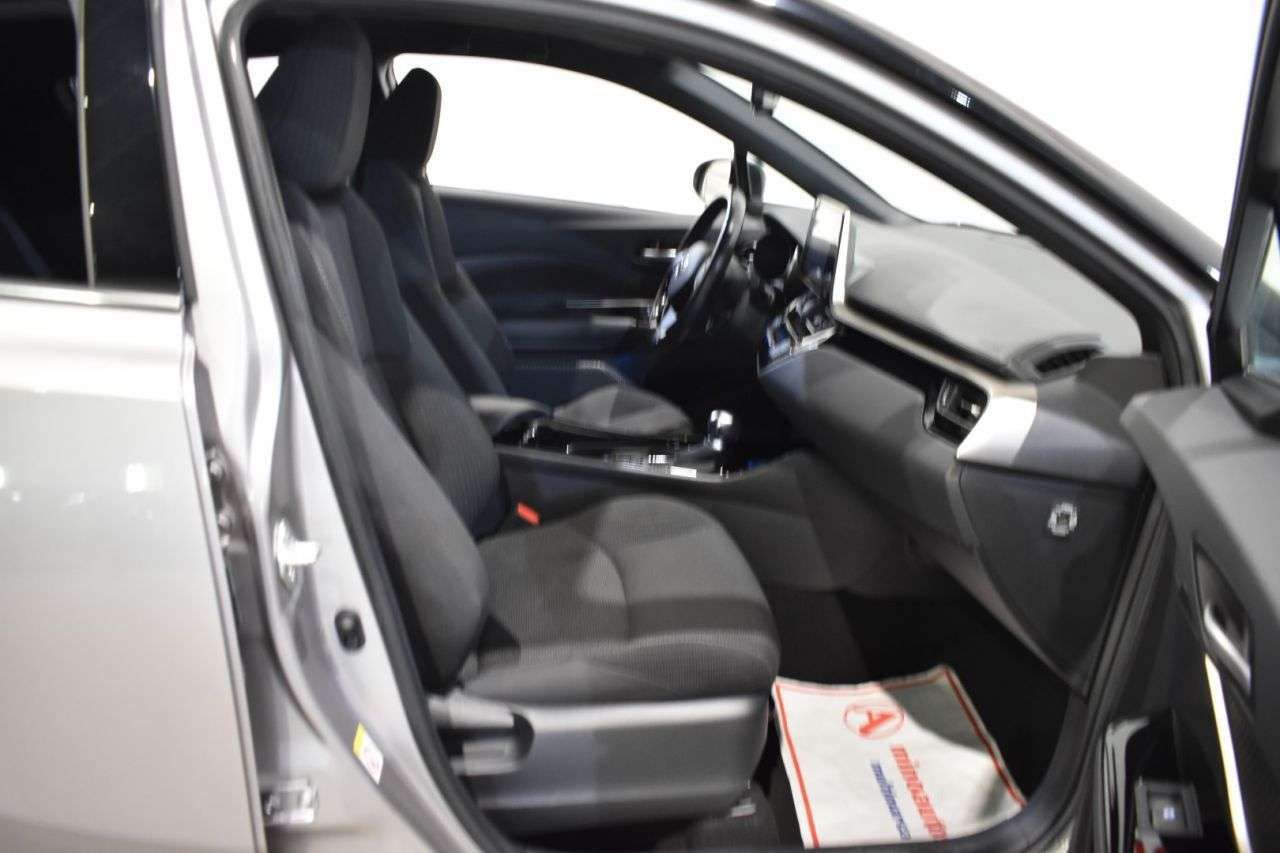 TOYOTA C-HR 1.8 HYBRID 122 CV GRAPHIC - foto 16
