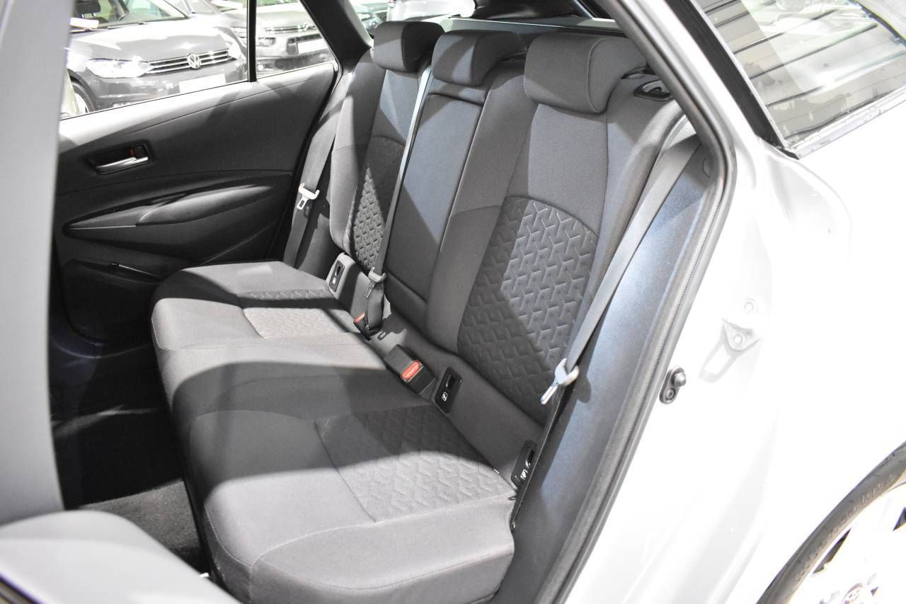 TOYOTA COROLLA TOURING SPORTS 1.8 HYBRID 125H E-CTV BUSINESS - foto 17