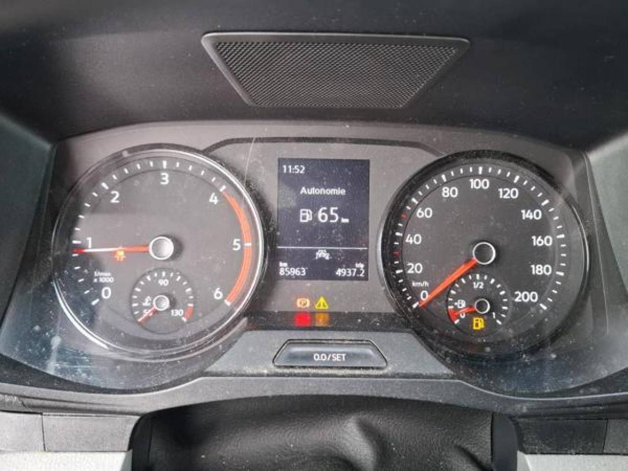 VW CRAFTER FURGÓN 30 L3H2 2.0 TDI 140 CV FWD BUSINESS - foto 17