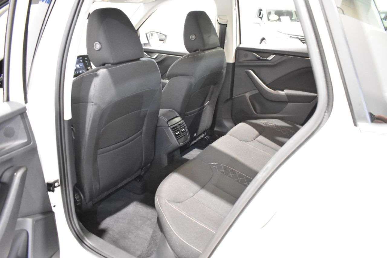 SKODA KAMIQ 1.0 TSI 110 CV DSG7 AMBITION - foto 14