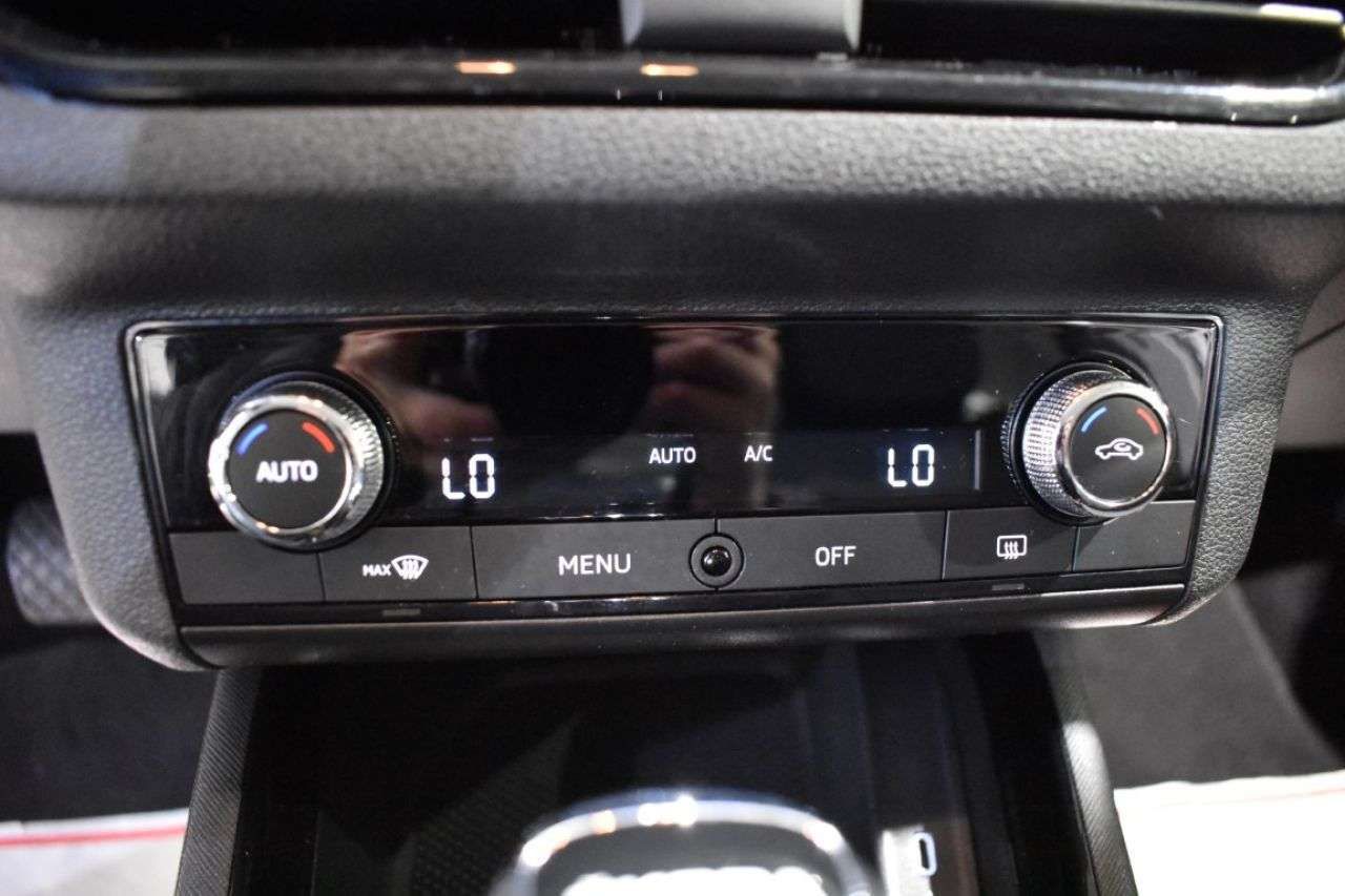 SKODA KAMIQ 1.0 TSI 110 CV DSG7 AMBITION - foto 20