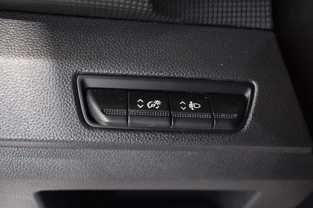 RENAULT TRAFIC FURGÓN IR 3000 KG L2H1 2.0 DCI 130 CV ISOTERM - foto 18