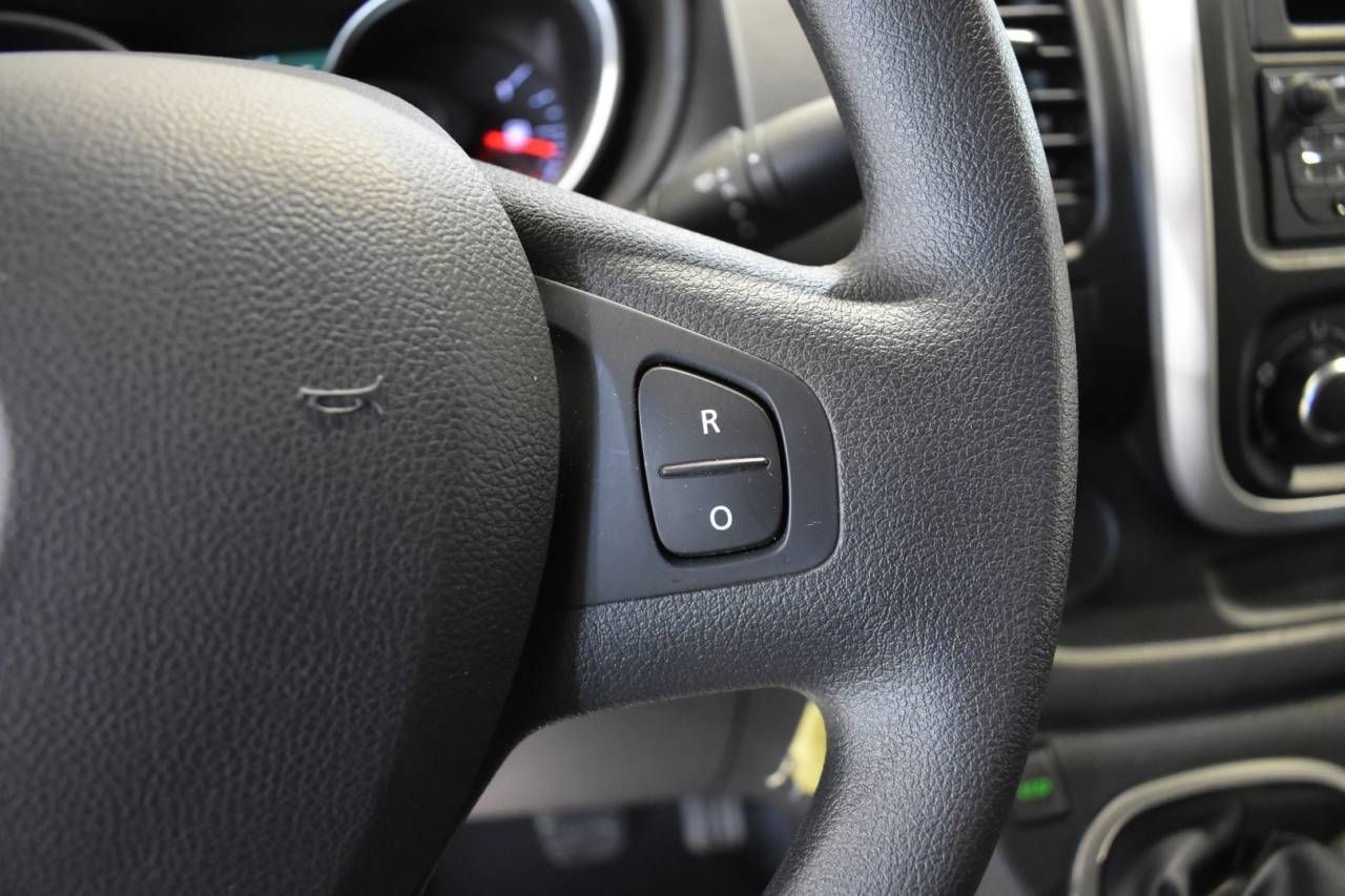 RENAULT TRAFIC FURGÓN 1000 KG L1H1 2.0 DCI 120 CV GRAND CONF - foto 10