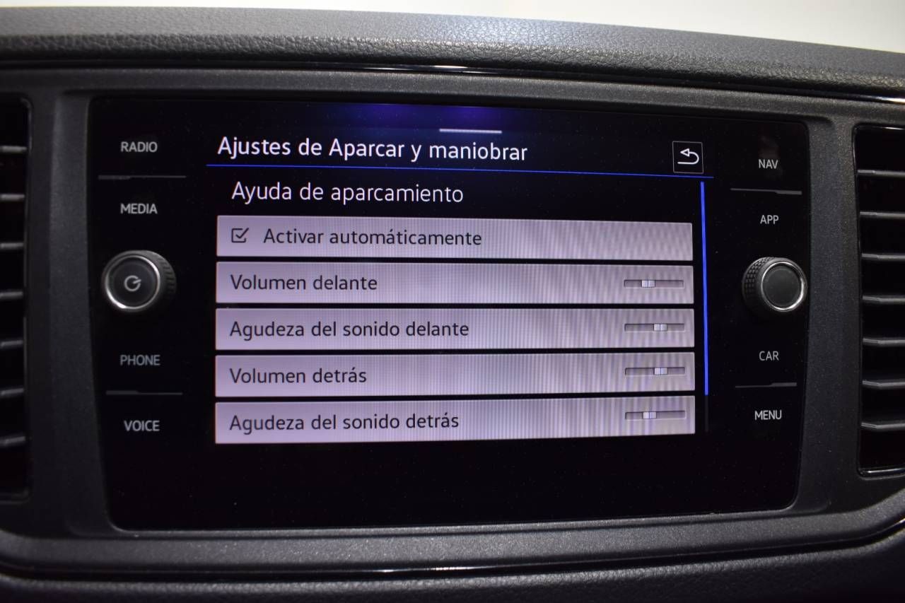 VW CRAFTER FURGÓN 30 L3H2 2.0 TDI 140 CV FWD - foto 19