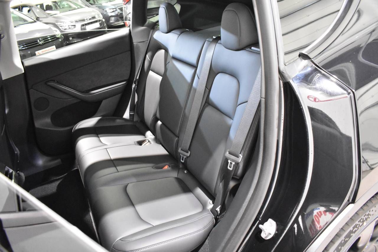 TESLA MODEL Y LONGE RANGE DUAL MOTOR AWD 514 CV - foto 24