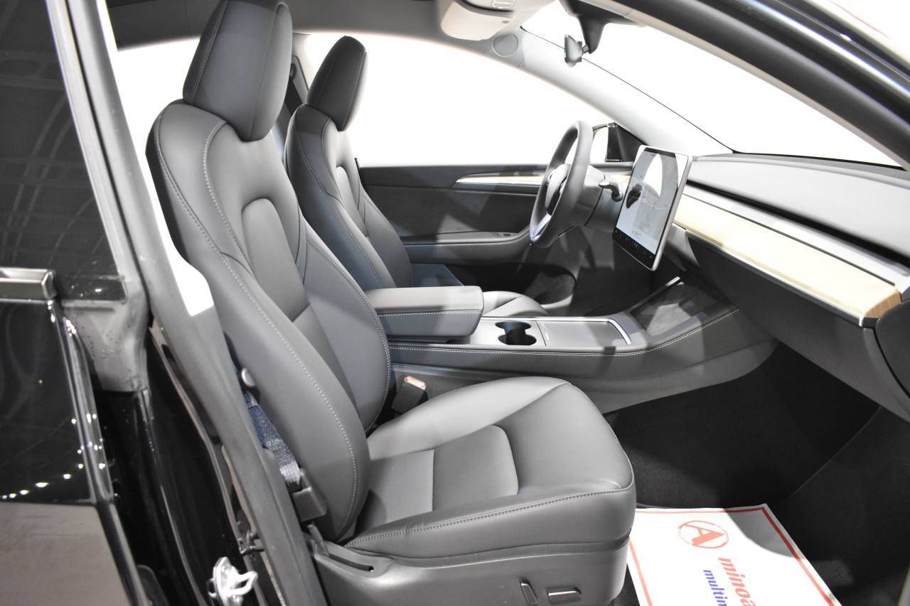 TESLA MODEL Y LONGE RANGE DUAL MOTOR AWD 514 CV - foto 18