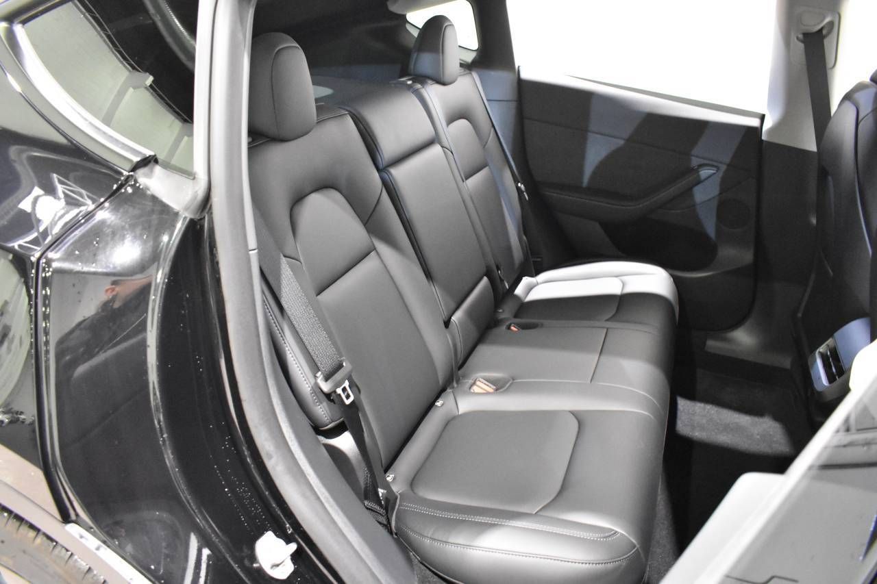 TESLA MODEL Y LONGE RANGE DUAL MOTOR AWD 514 CV - foto 27