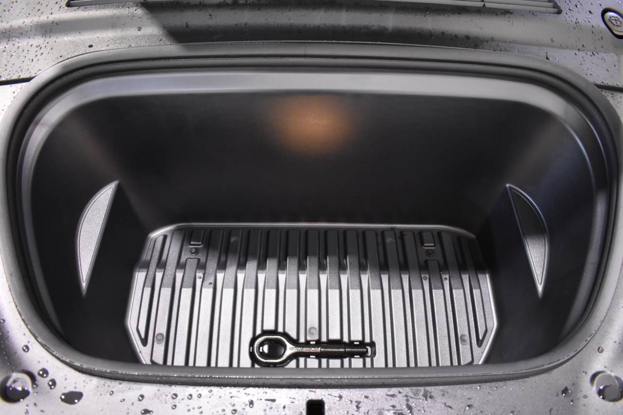 TESLA MODEL Y LONGE RANGE DUAL MOTOR AWD 514 CV - foto 32