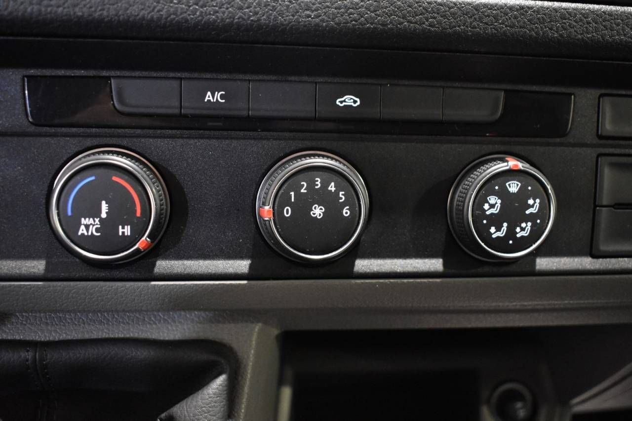 VW CRAFTER FURGÓN 35 L3H2 2.0 TDI 140 CV FWD - foto 18