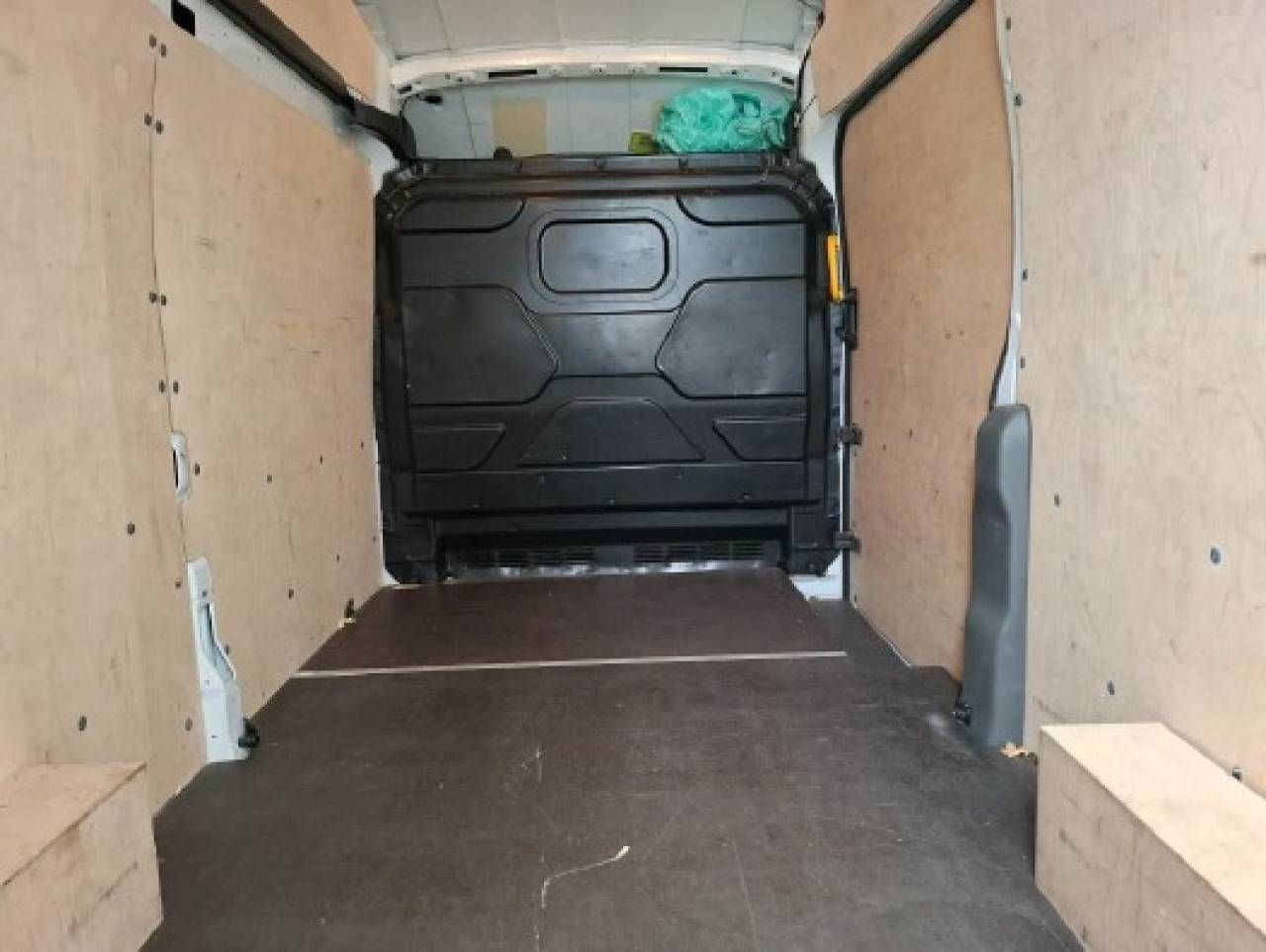 Ford Transit FURGÓN 100% ELÉCTRICO 350 L3H3 184 CV 75KWH TRE - foto 4