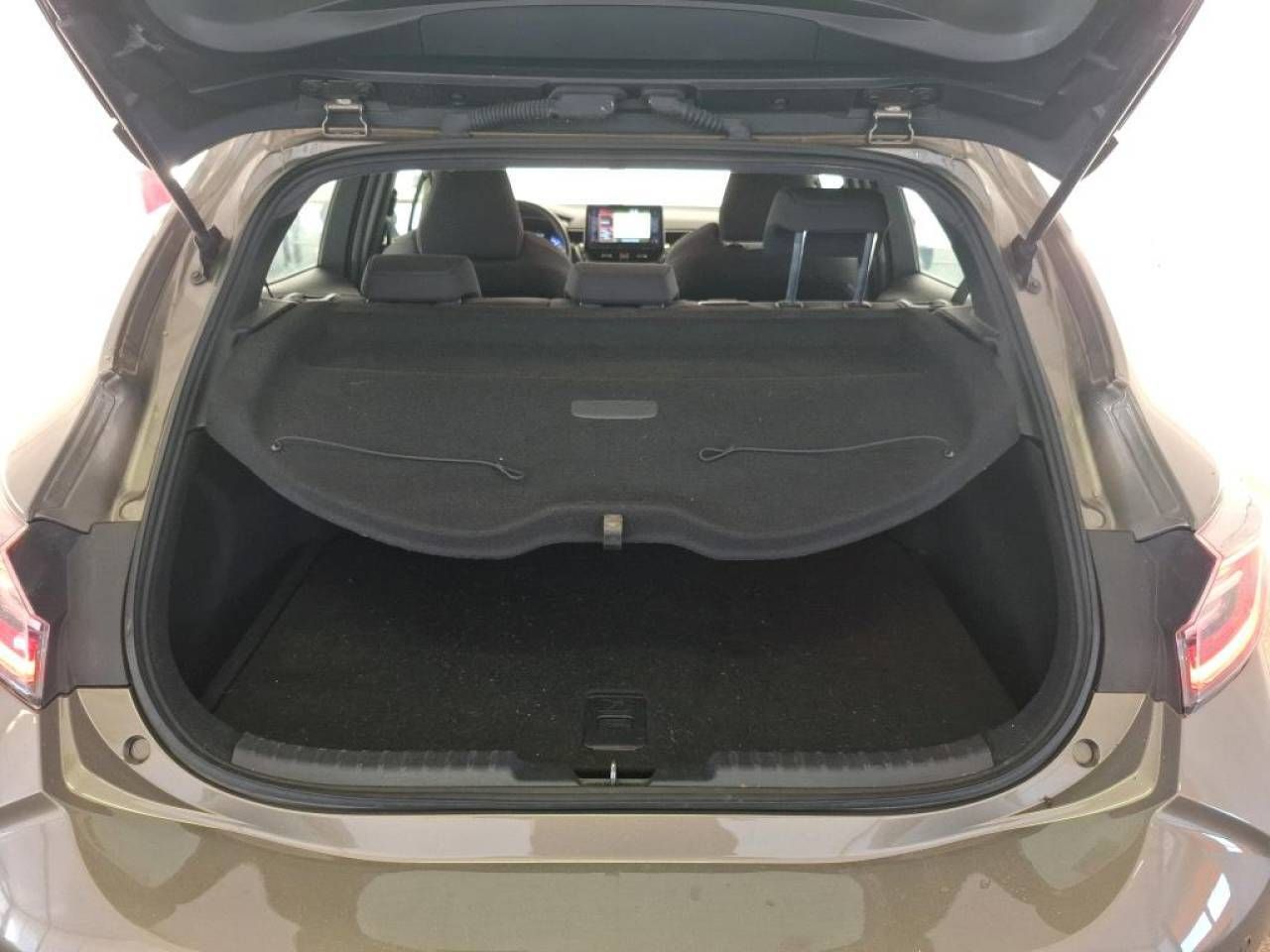 TOYOTA COROLLA 1.8 HYBRIDE 122H E-CTV DYNAMIC - foto 5