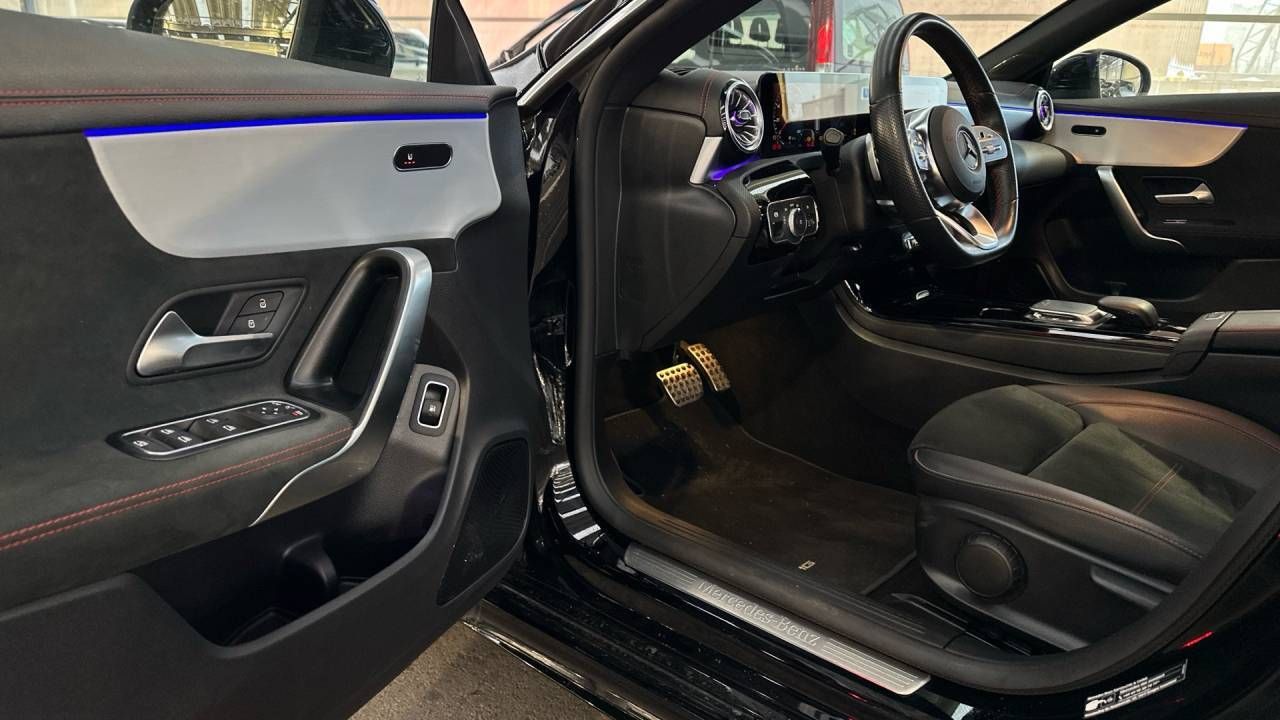 Mercedes CLA 250 SHOOTING BRAKE 8G-TRONIC AMG LINE - foto 6