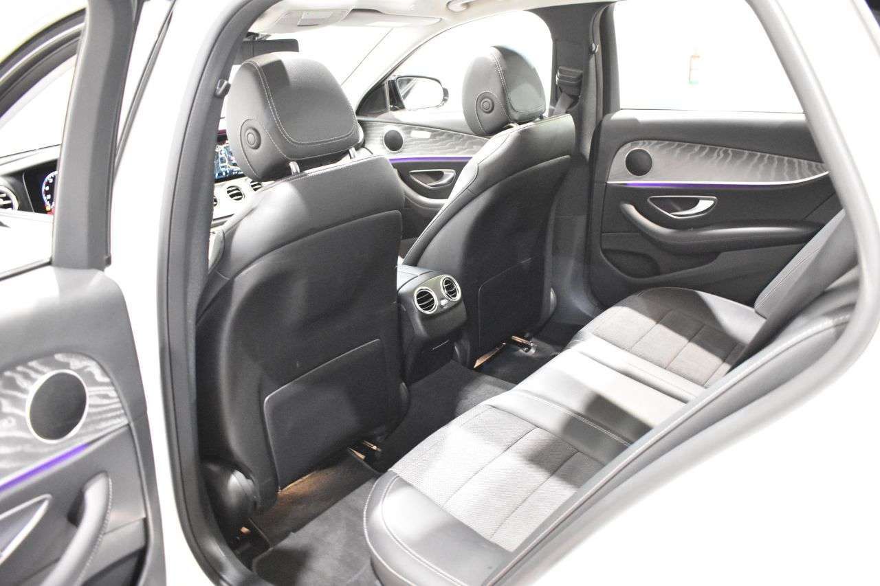 Mercedes Clase E 300D 4MATIC 9G-TRONIC AMG LINE - foto 28