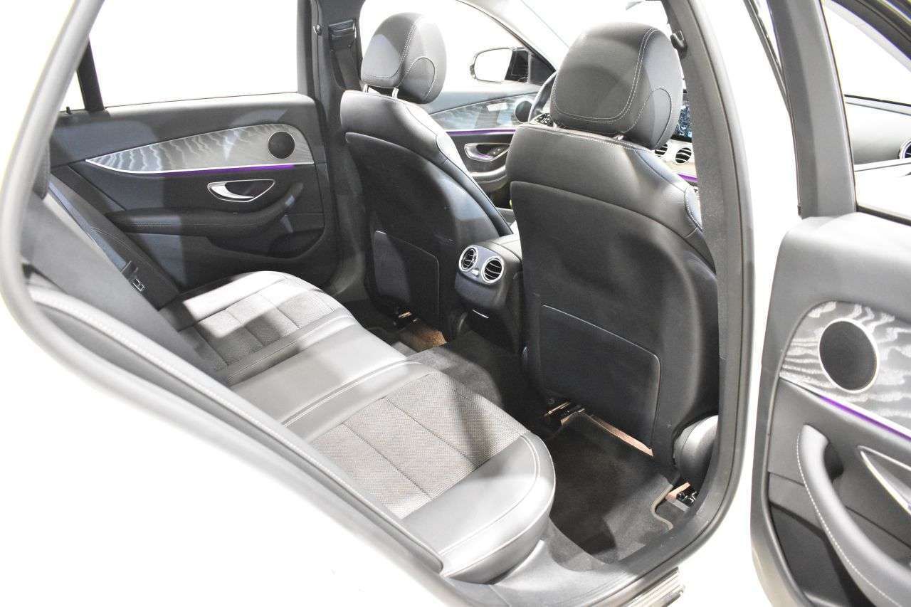 Mercedes Clase E 300D 4MATIC 9G-TRONIC AMG LINE - foto 31