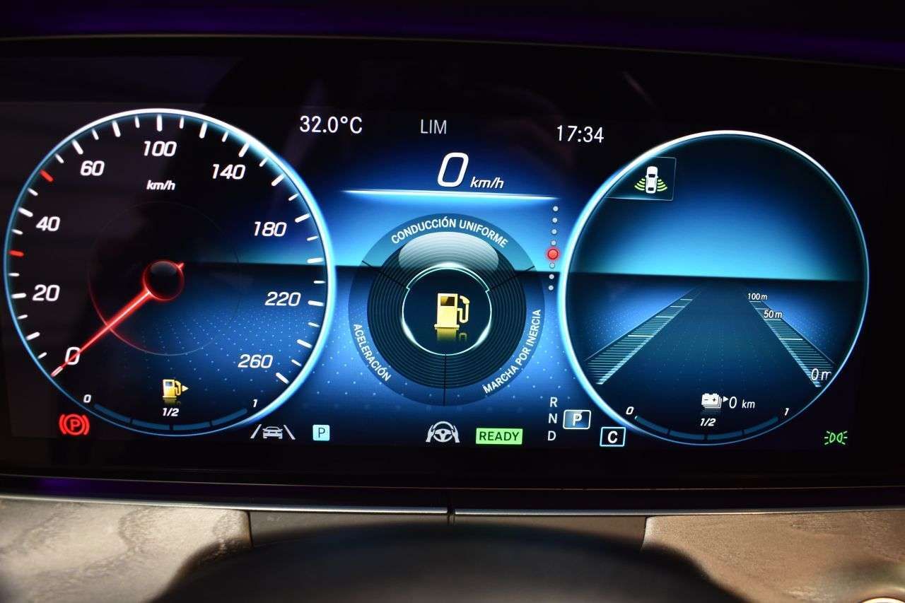 Mercedes Clase E 300 DE 306 CV 4MATIC 9G-TRONIC AMG LINE - foto 44