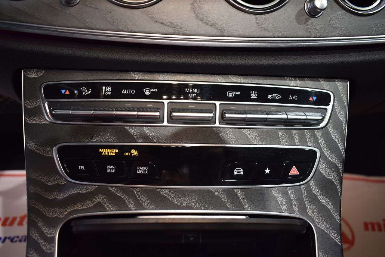 Mercedes Clase E 300 DE 306 CV 4MATIC 9G-TRONIC AMG LINE - foto 71