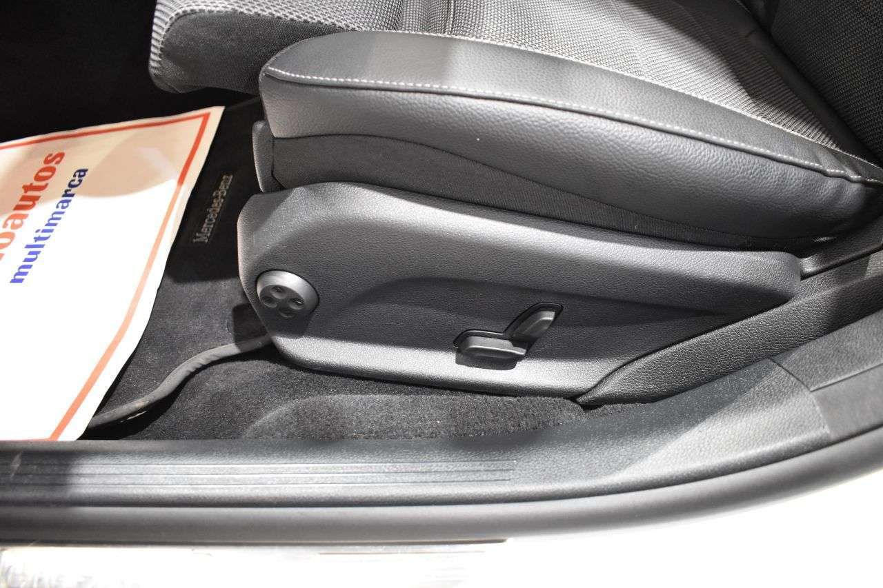 Mercedes Clase E 300 DE 306 CV 4MATIC 9G-TRONIC AMG LINE - foto 22