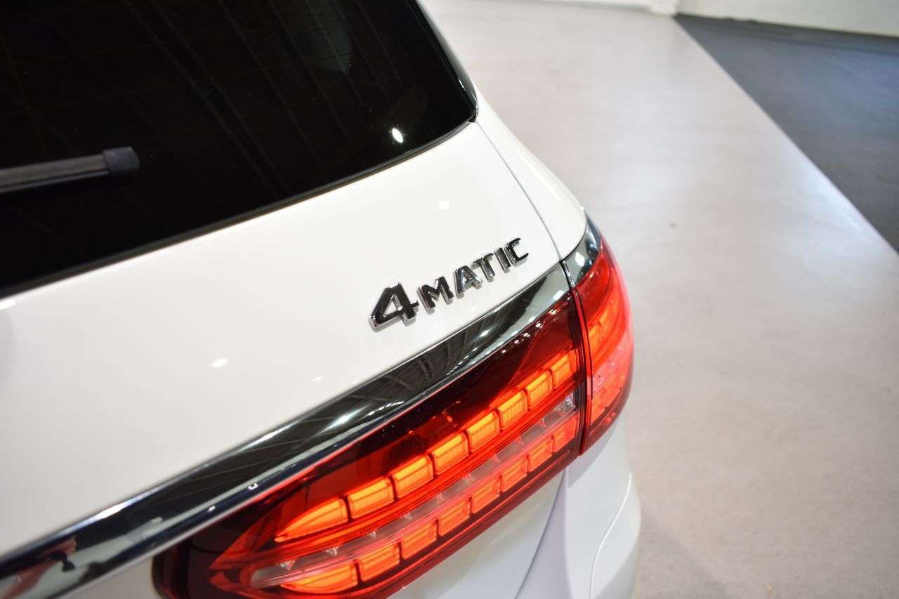 Mercedes Clase E 300 DE 306 CV 4MATIC 9G-TRONIC AMG LINE - foto 87