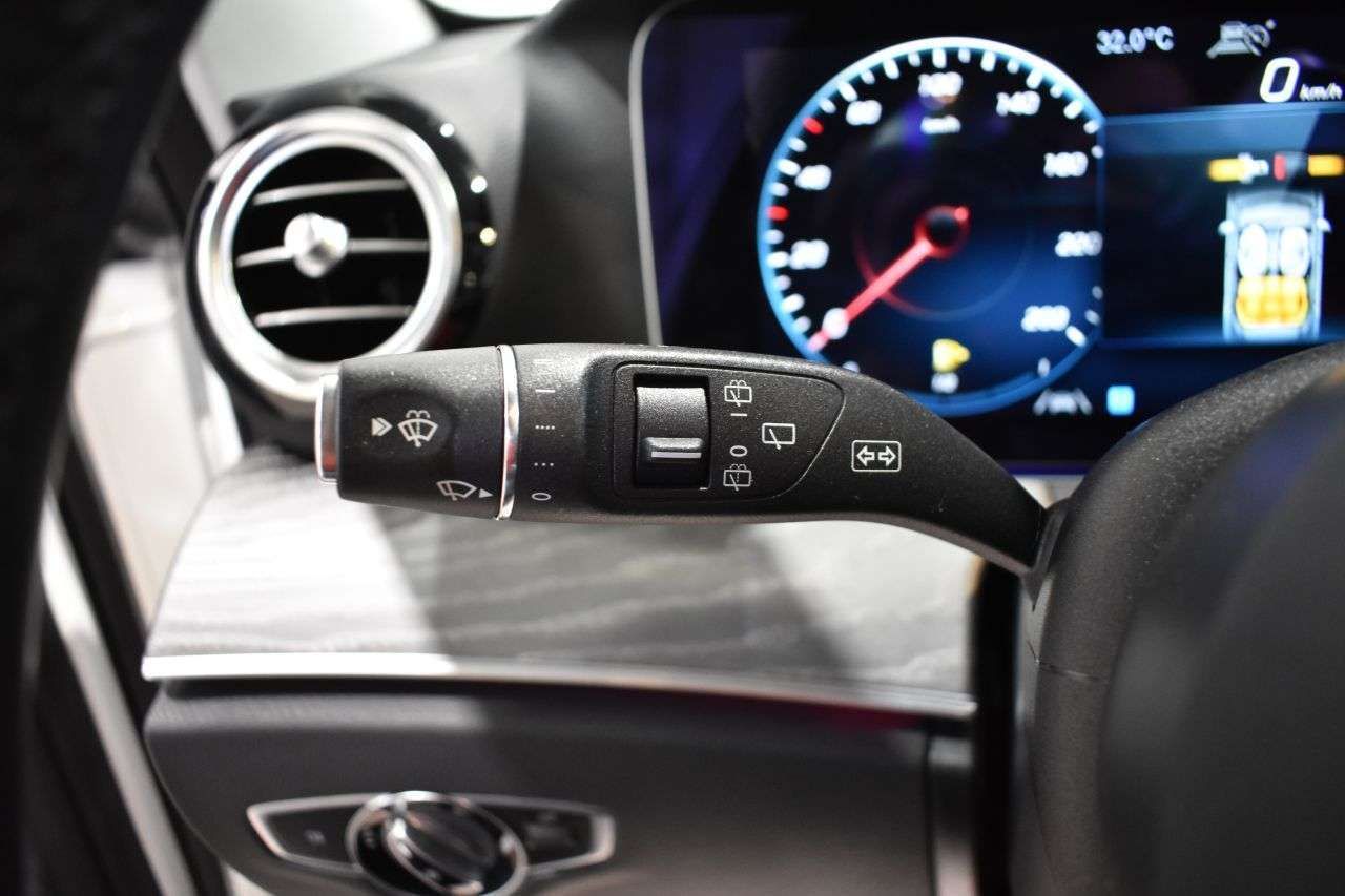 Mercedes Clase E 300 DE 306 CV 4MATIC 9G-TRONIC AMG LINE - foto 41