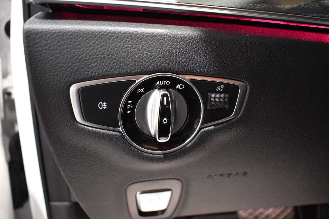 Mercedes Clase E 300 DE 306 CV 4MATIC 9G-TRONIC AMG LINE - foto 74