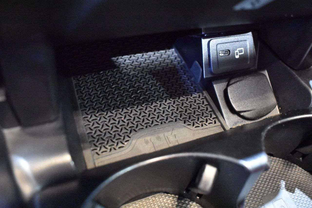 Mercedes Clase E 300 DE 306 CV 4MATIC 9G-TRONIC AMG LINE - foto 72