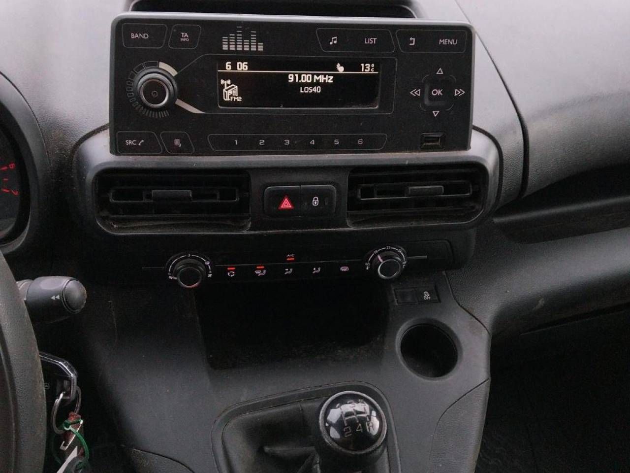 TOYOTA PROACE CITY FURGÓN 650 KG L1 1.5D 100 CV - foto 8