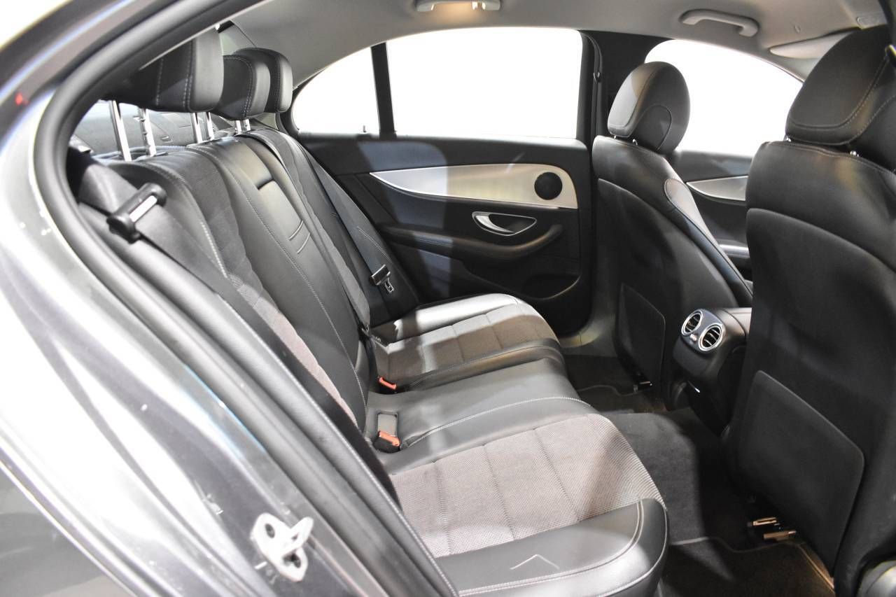 Mercedes Clase E 220D 194 CV 9G-TRONIC AMG LINE - foto 18