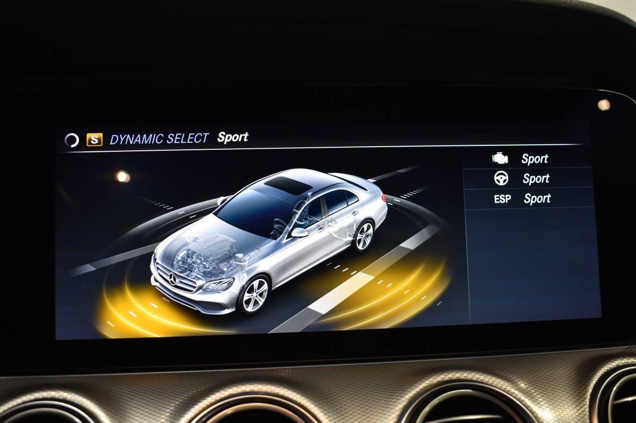 Mercedes Clase E 220D 194 CV 9G-TRONIC AMG LINE - foto 32