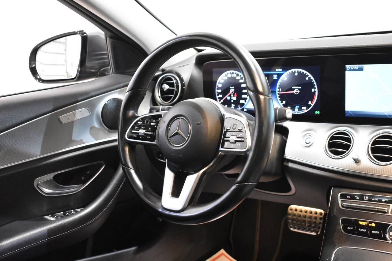 Mercedes Clase E 220D 194 CV 9G-TRONIC AMG LINE - foto 9