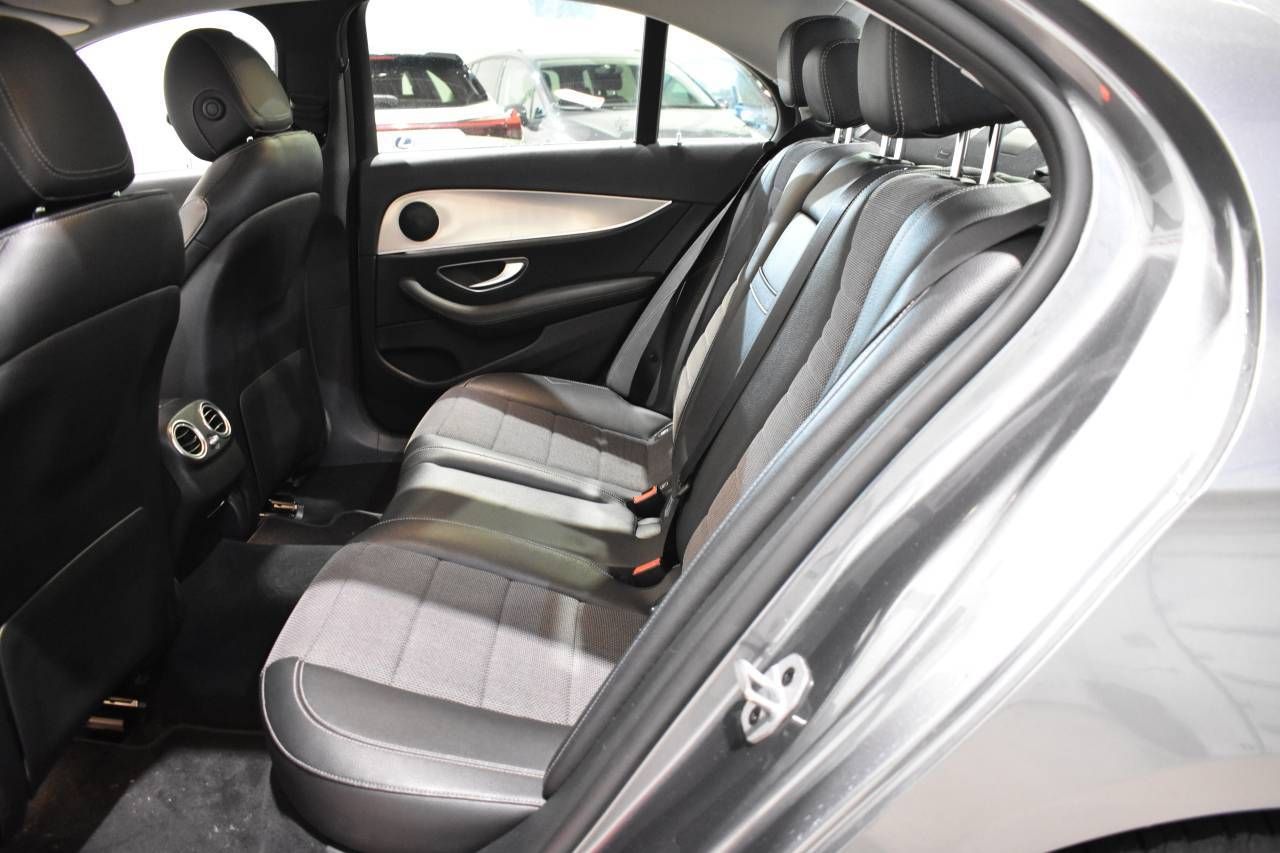 Mercedes Clase E 220D 194 CV 9G-TRONIC AMG LINE - foto 17