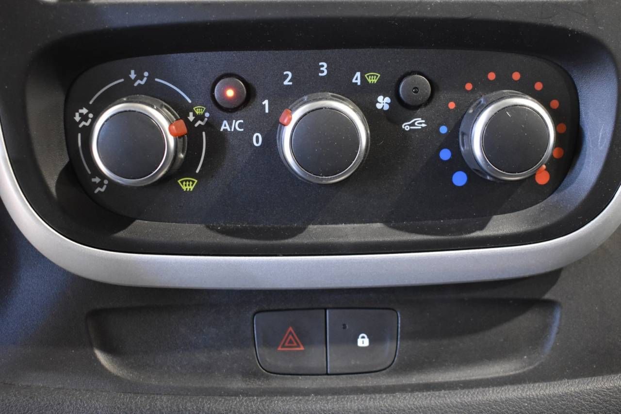 RENAULT TRAFIC FURGÓN 1300 KG L2H1 2.0 DCI 120 CV S&S - foto 17