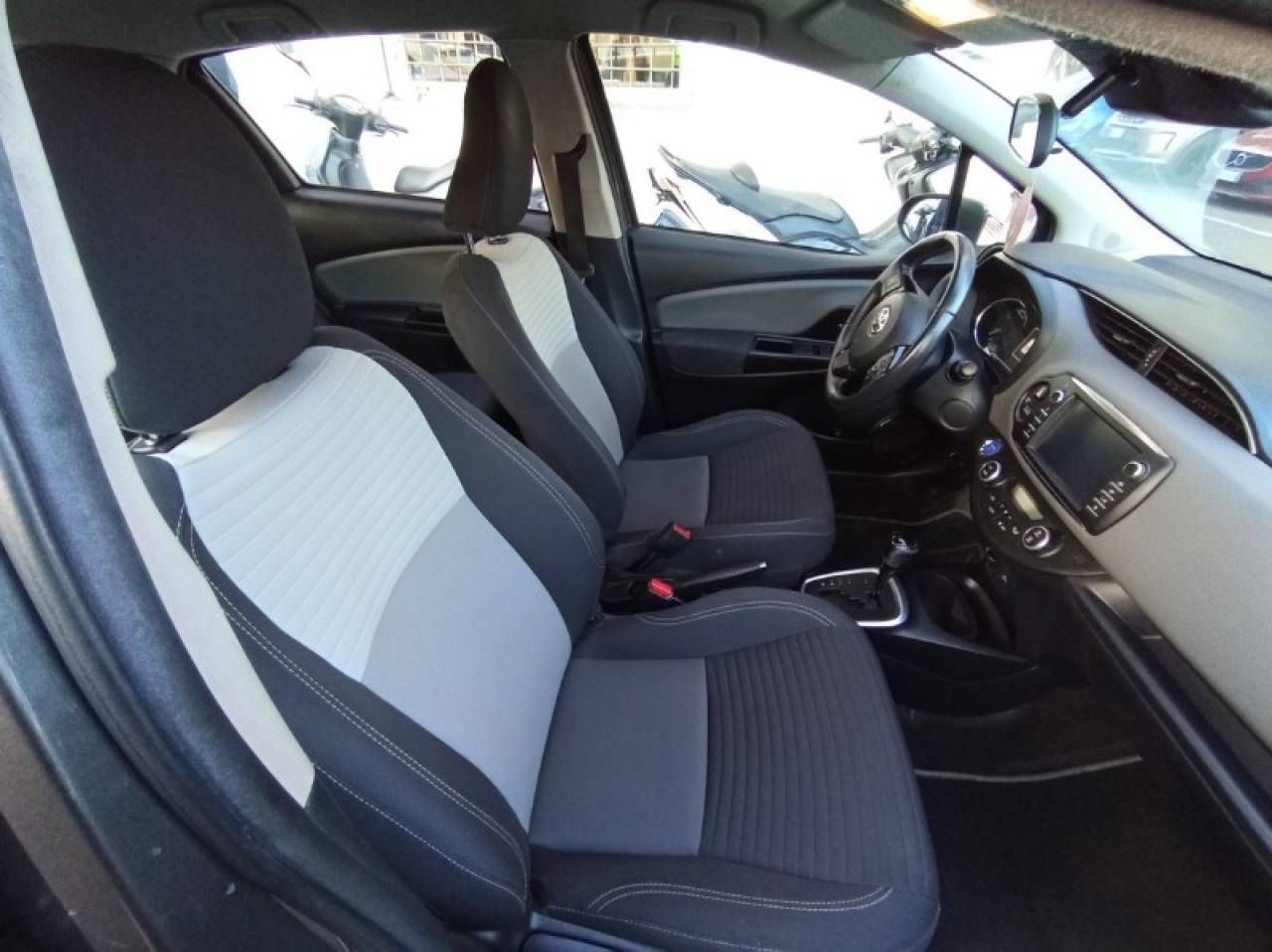 TOYOTA YARIS 1.5 HYBRID 100H ACTIVE - foto 5