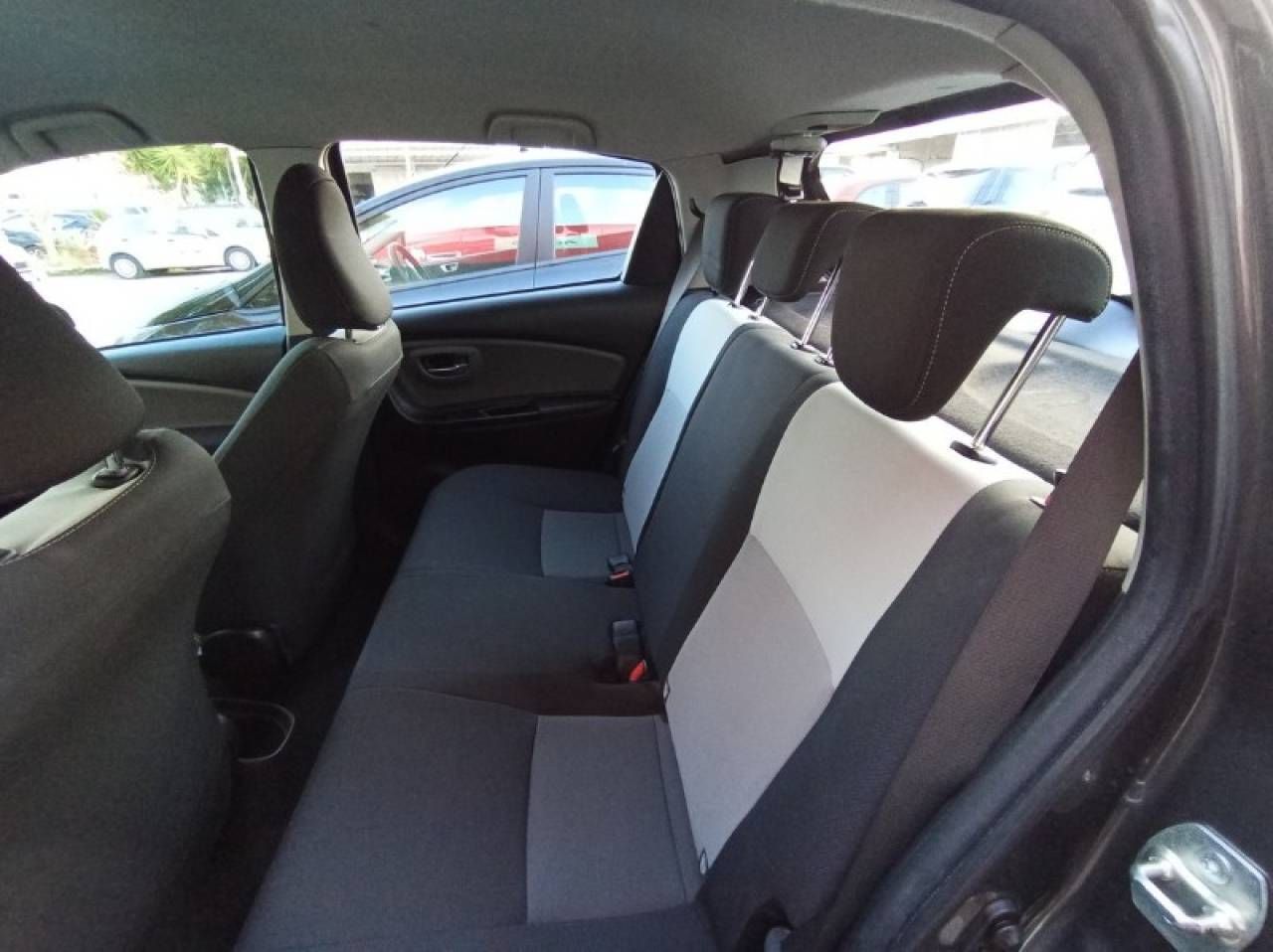 TOYOTA YARIS 1.5 HYBRID 100H ACTIVE - foto 6