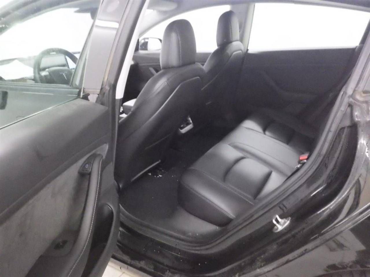 TESLA MODEL 3 LONG RANGE DUAL MOTOR AWD 351 CV - foto 6