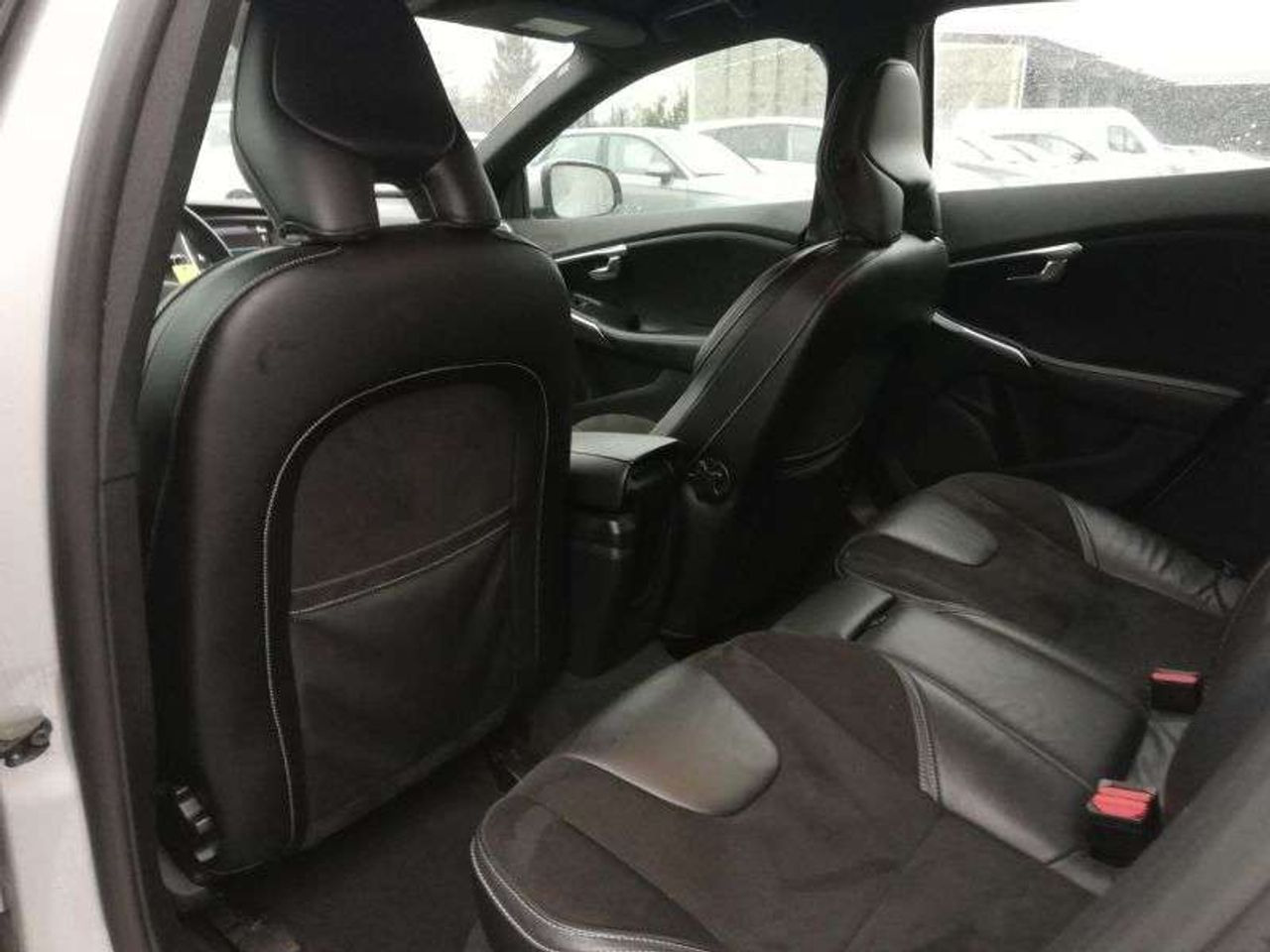 VOLVO V40 R-DESIGN 2.0 D3 150 CV - foto 8