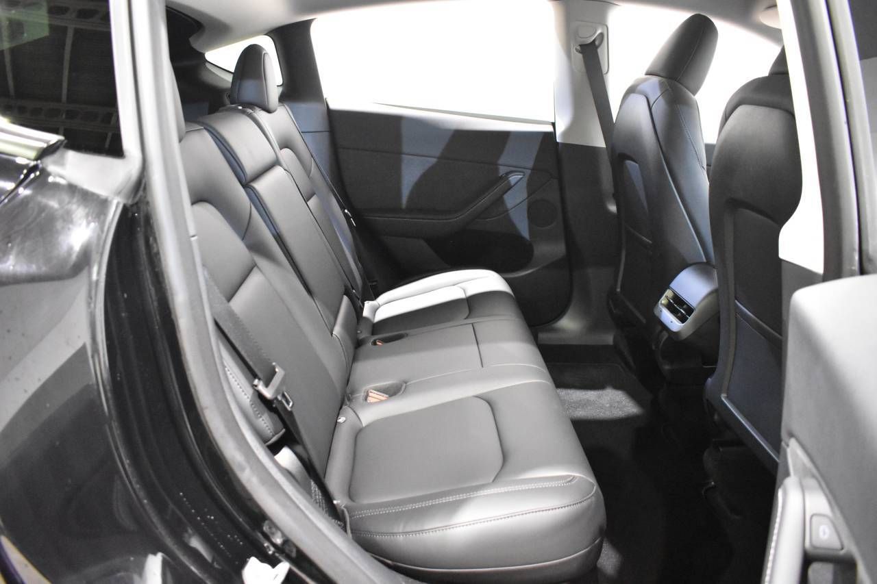 TESLA MODEL Y LONGE RANGE DUAL MOTOR AWD 514 CV - foto 16