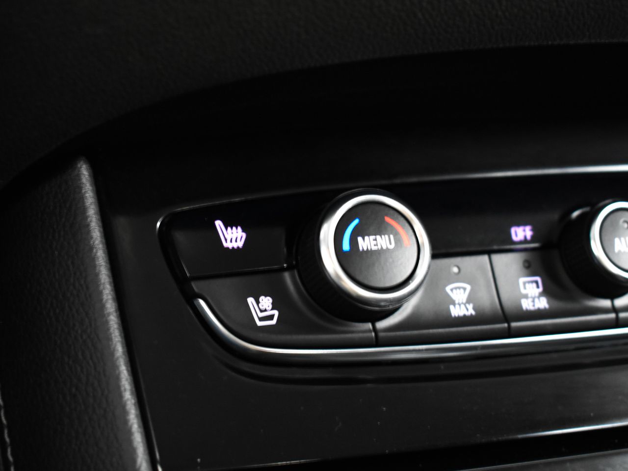 Opel Grandland X OPEL Grandland X 1.6 Turbo PHEV Ultimate - foto 24