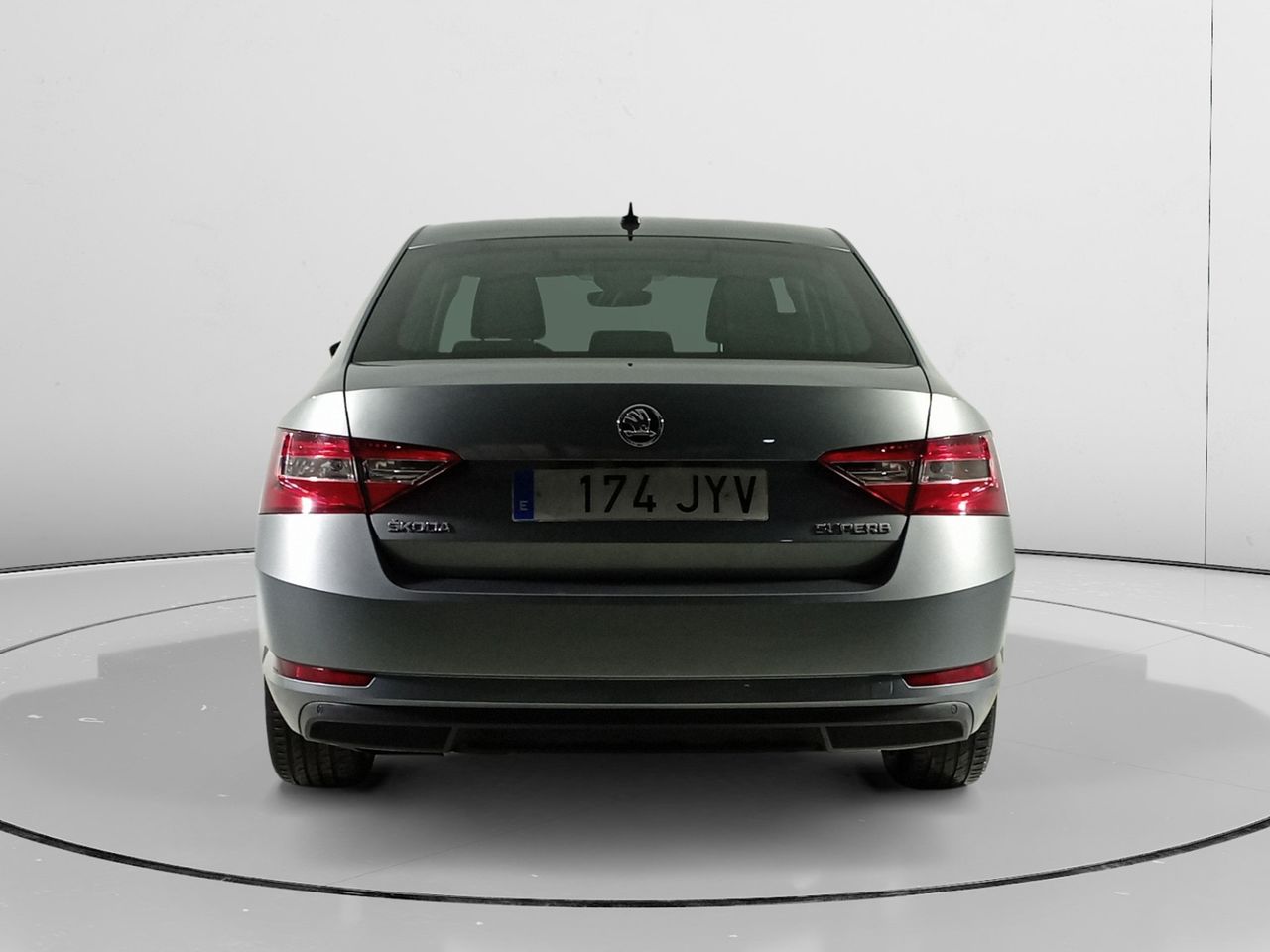skoda superb 2017 / foto grande (3)