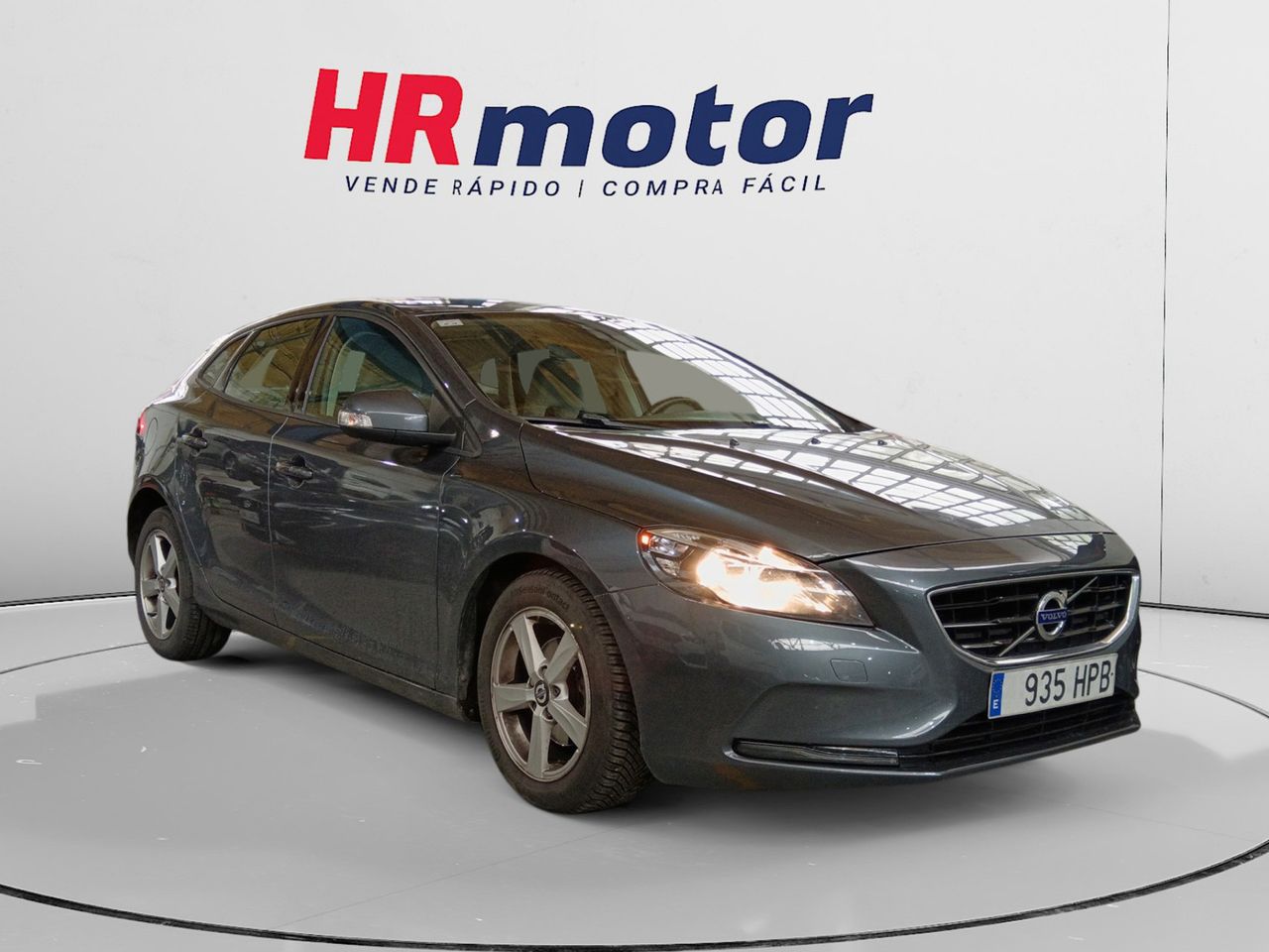 volvo v40 2013 /