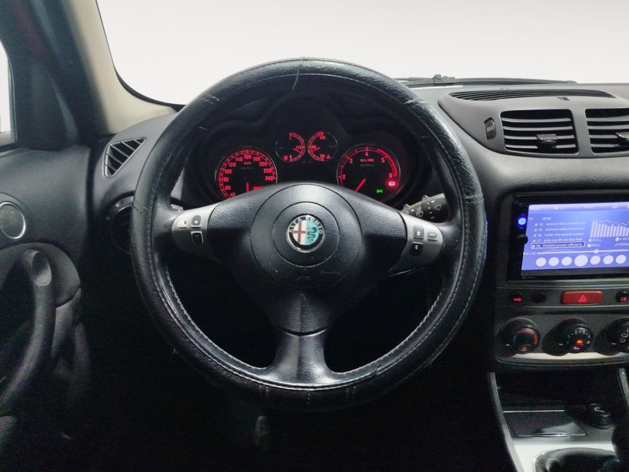 Alfa Romeo 147 1.9 JTD 120 Selective - foto 7