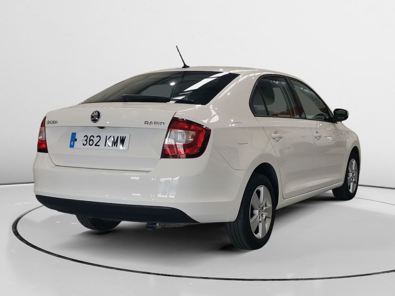 skoda rapid 2018 / foto grande (2)