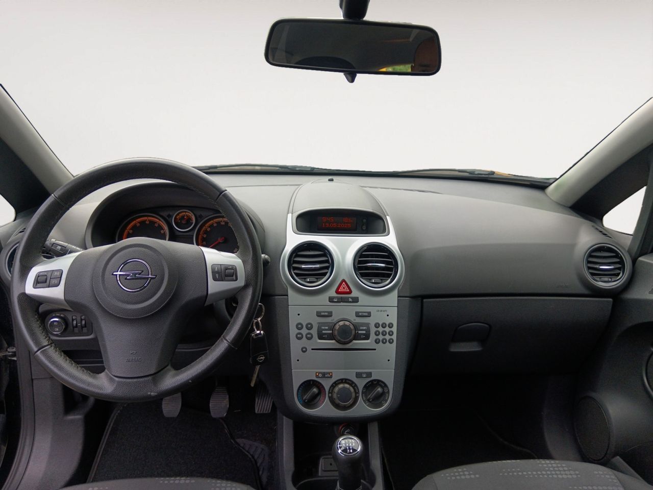 Opel Corsa Essentia - foto 6