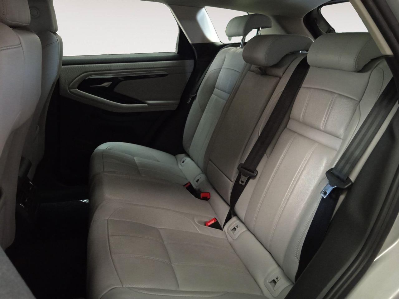 Land-Rover Range Rover Evoque D150 MHEV - foto 9