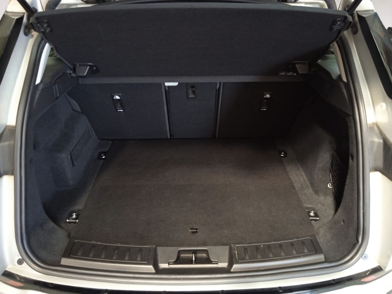 Land-Rover Range Rover Evoque D150 MHEV - foto 11