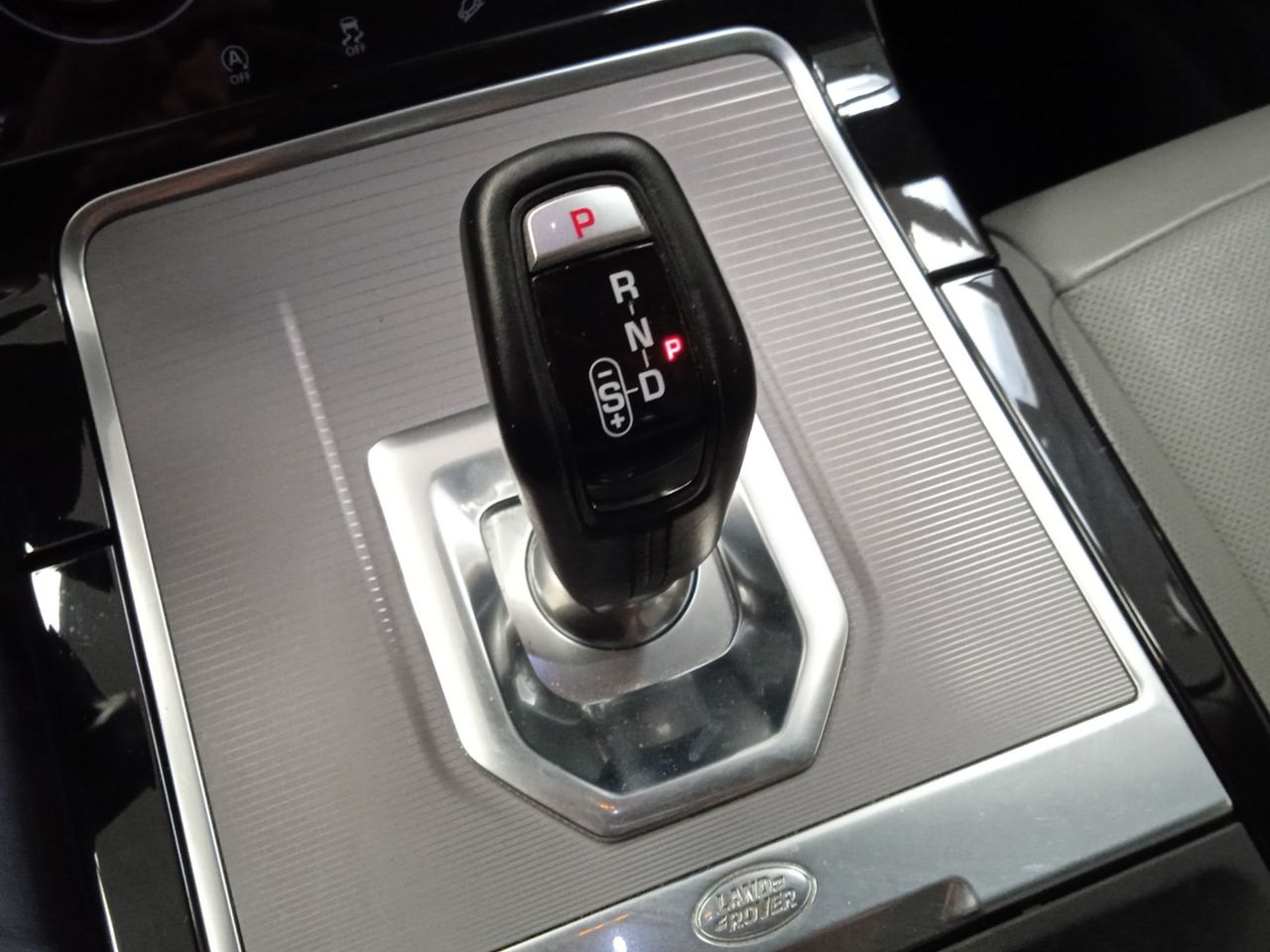 Land-Rover Range Rover Evoque D150 MHEV - foto 12