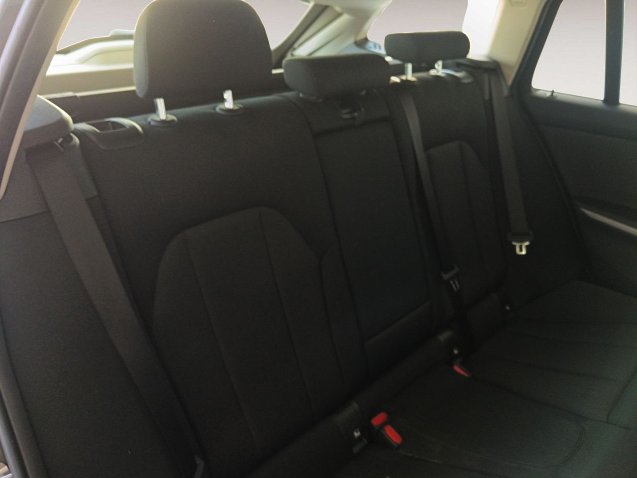 BMW Serie 3 318 d - foto 9