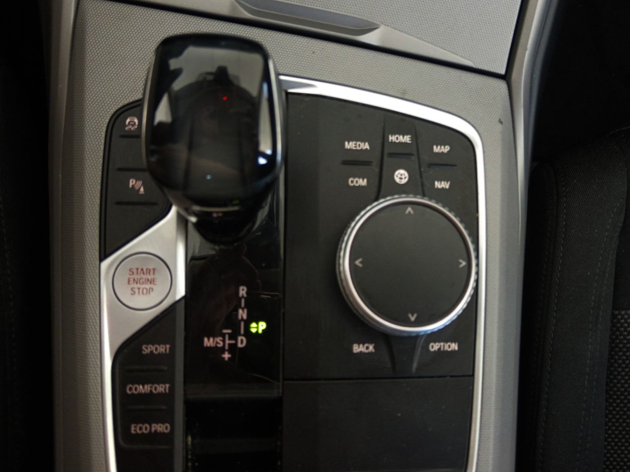 BMW Serie 3 318 d - foto 12